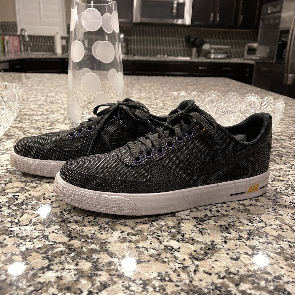 Men's Nike AF 1 AC's. Size 9.5